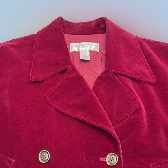 JONES NEW YORK Women’s Large Wine Red Velour Coat - Picture 2 of 5